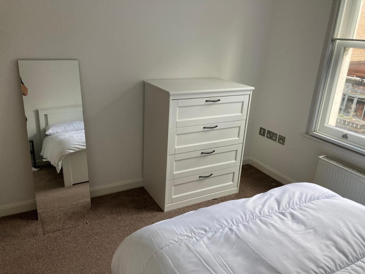 Two Double Bedroom Flat In Soho London Bagian luar foto
