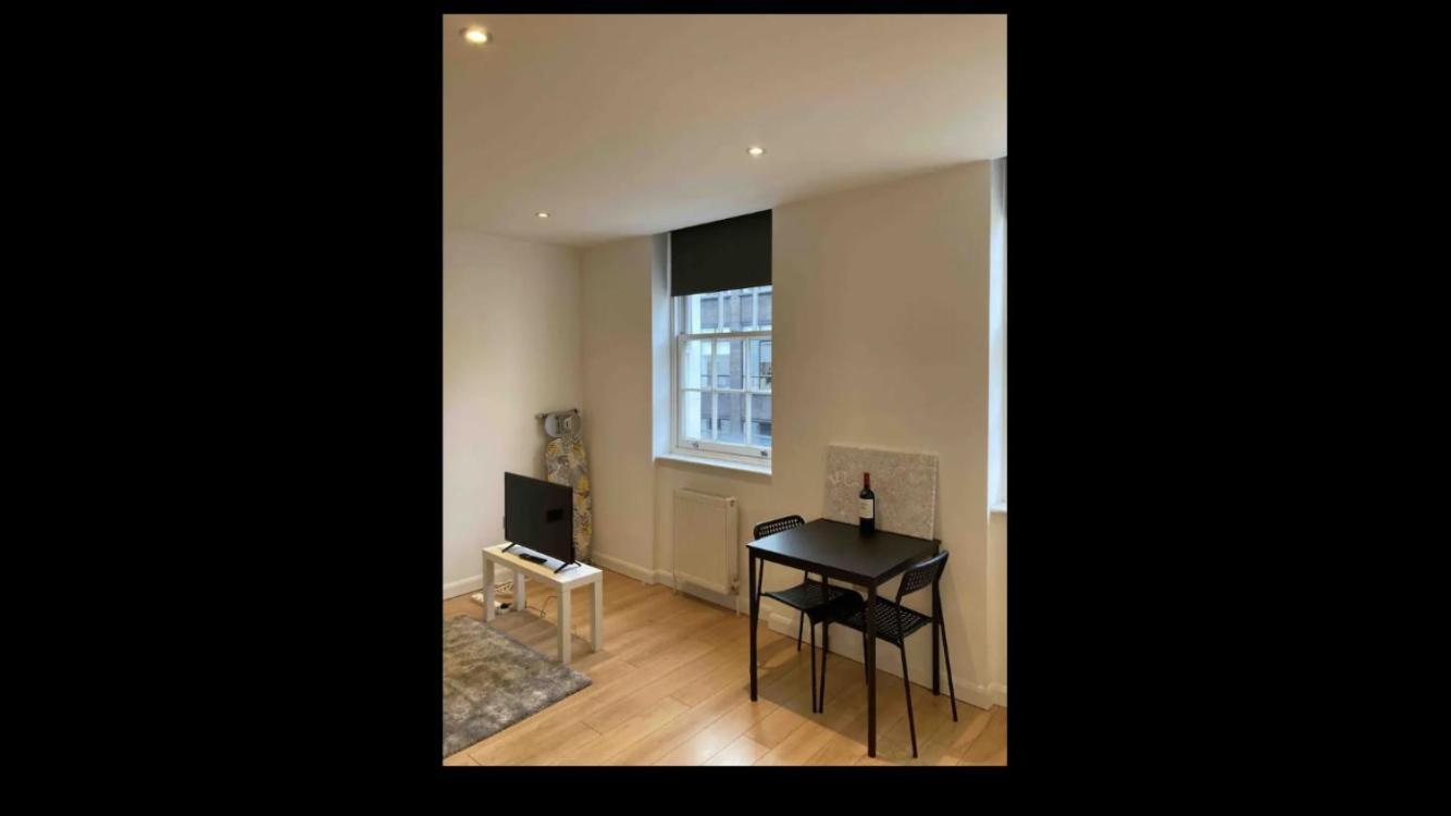 Two Double Bedroom Flat In Soho London Bagian luar foto
