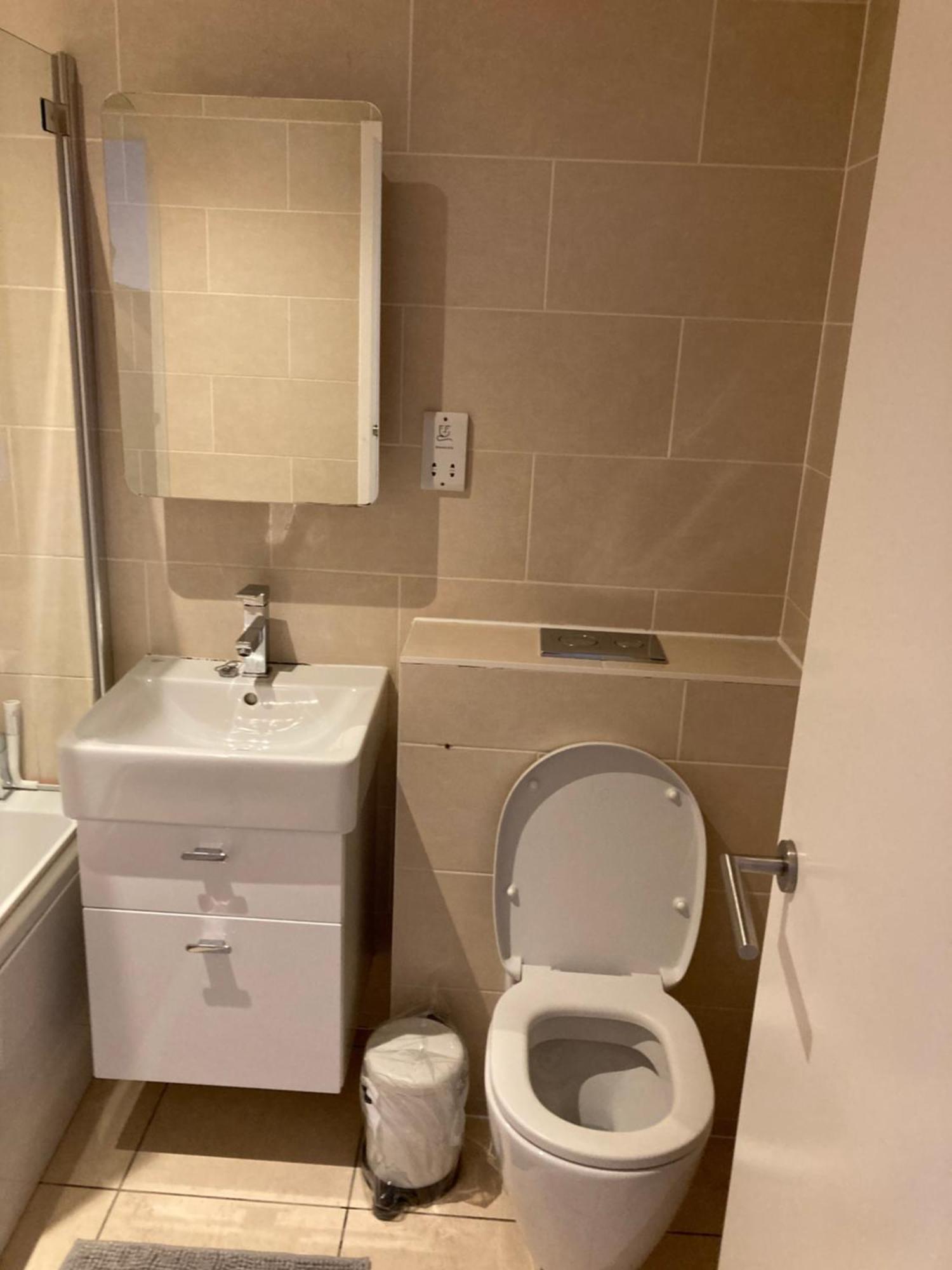Two Double Bedroom Flat In Soho London Bagian luar foto